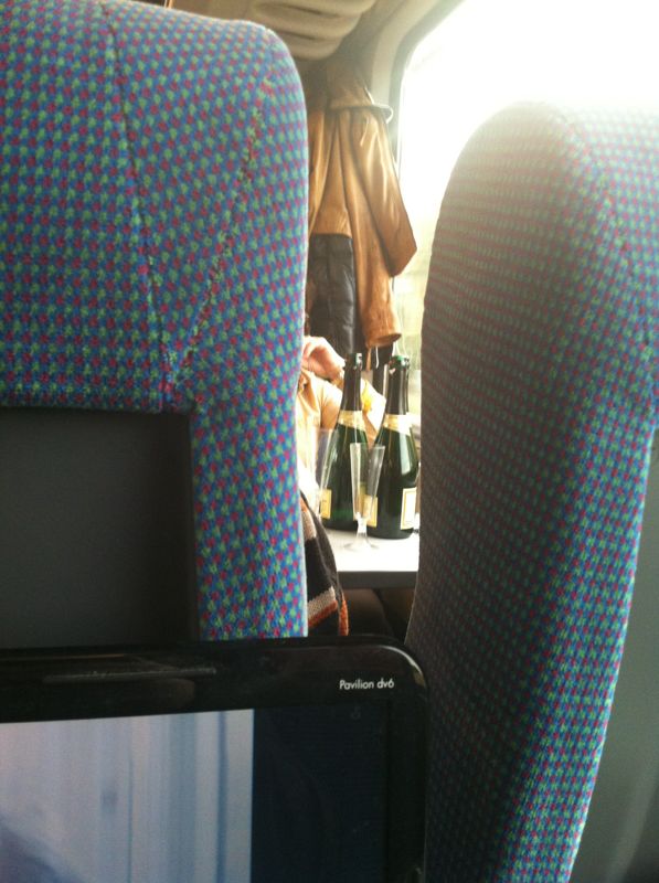 Frauen kennenlernen im zug Anreise - INTERGEO